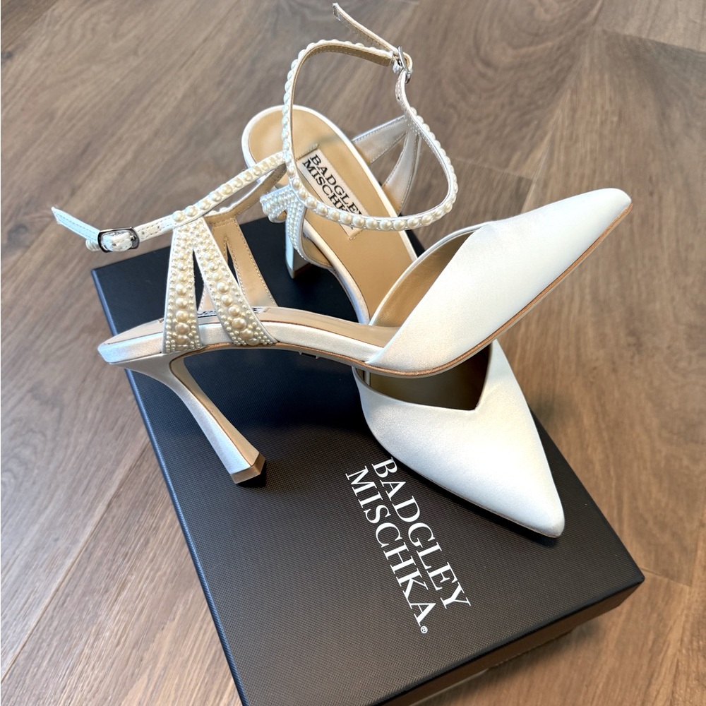 Badgley Mischka Wedding shoes